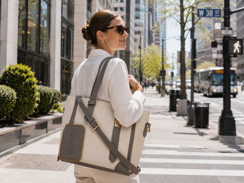 work-tote-bag-carried-by-business-woman