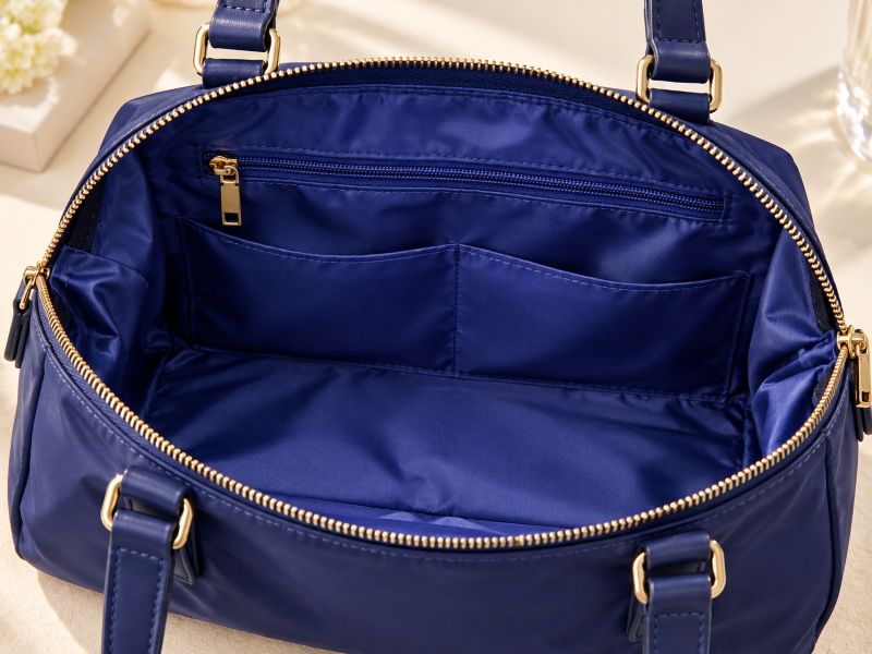 navy‑nylon‑handbag‑interior‑zipper‑pockets