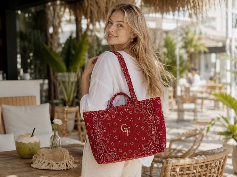 red-bandana-tote-bag-carried-by-a-woman