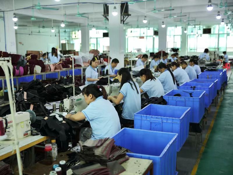 handbag-manufacturing-workshop-for-strategic-partnership-production